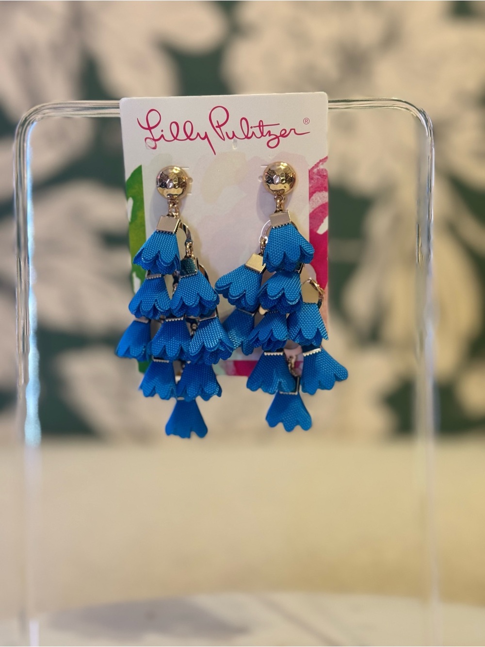 Lilly Pulitzer Blue Dangle Earrings NWT & Lilly Dustbag! - Picture 2 of 5
